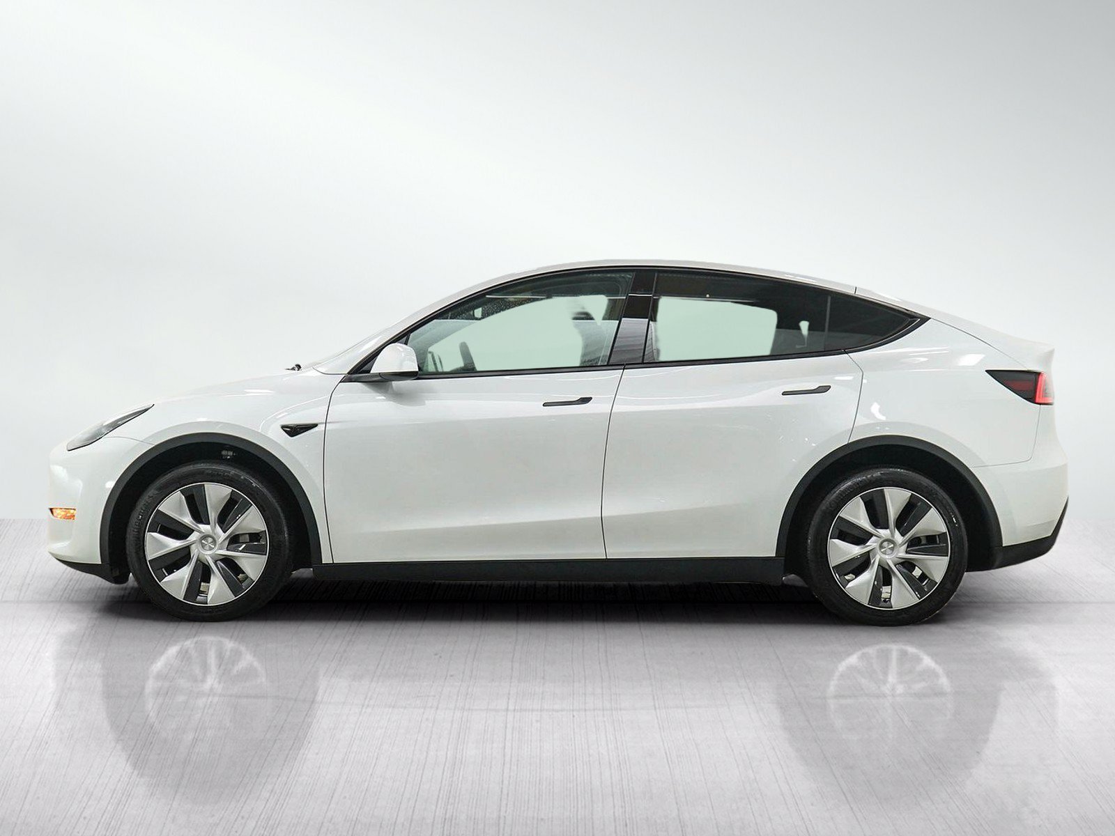 tesla model y 2023 7SAYGDEE9PF758072 image tesla model y 2023 7SAYGDEE9PF758072 image